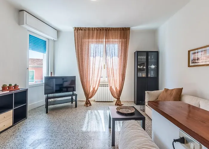 Sunshine House *