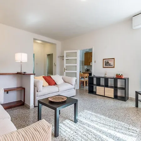 Sunshine House *