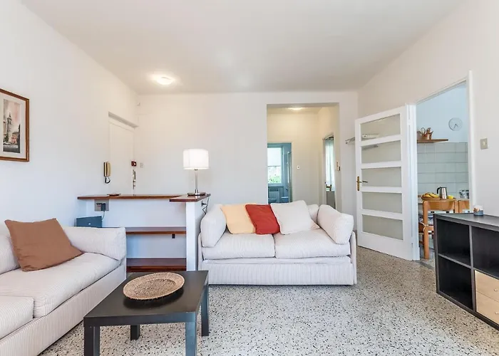 Lägenhet Sunshine House Lerici